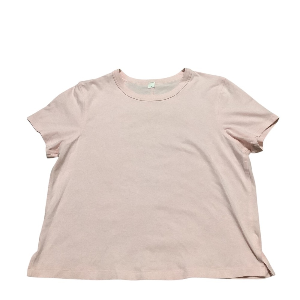 Lululemon Women's T-Shirt in Light Pink